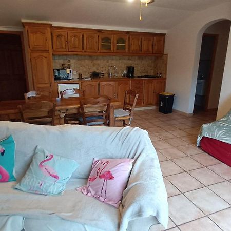 Les Prairies Mas Roux Guest House Raphèle Rom bilde